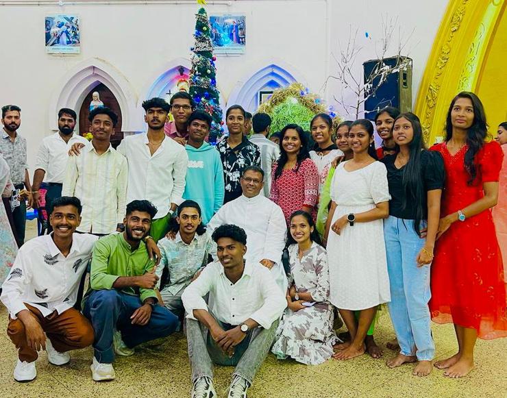KCYM VELLAPALLY TEAM on Christmas Night'